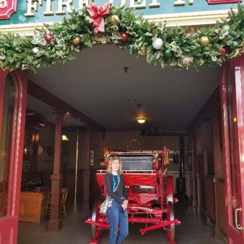 Meet your Posher, Catherine